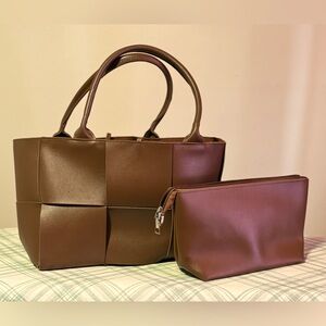 NWOT Brown leather braided purse with matching makeup bag.